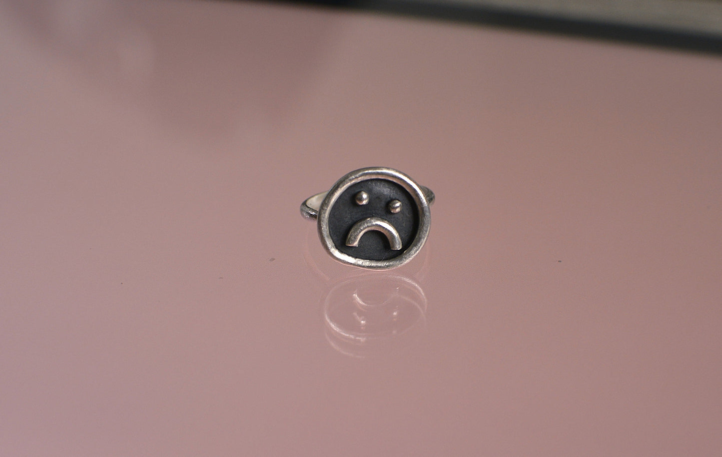 Sad Ring