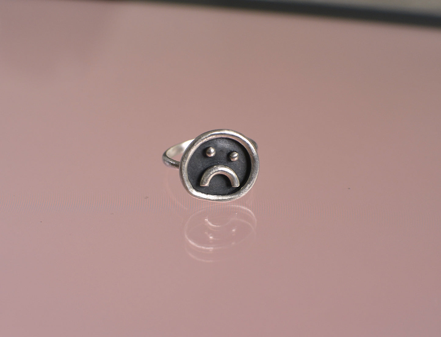 Sad Ring